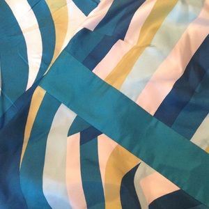 Ann Taylor dress. Size 2. Worn once.